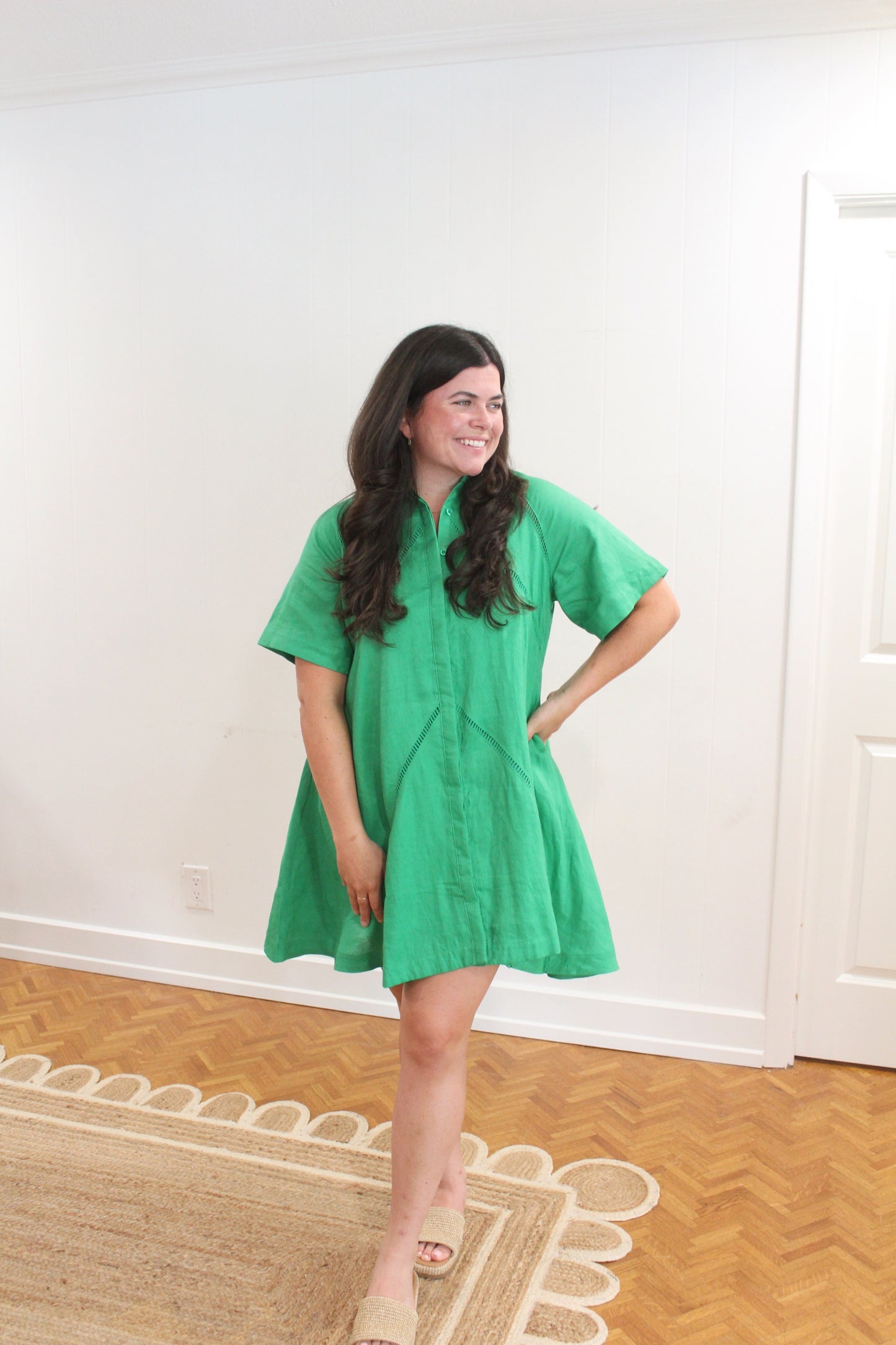 Sara Dress in Kelly Green