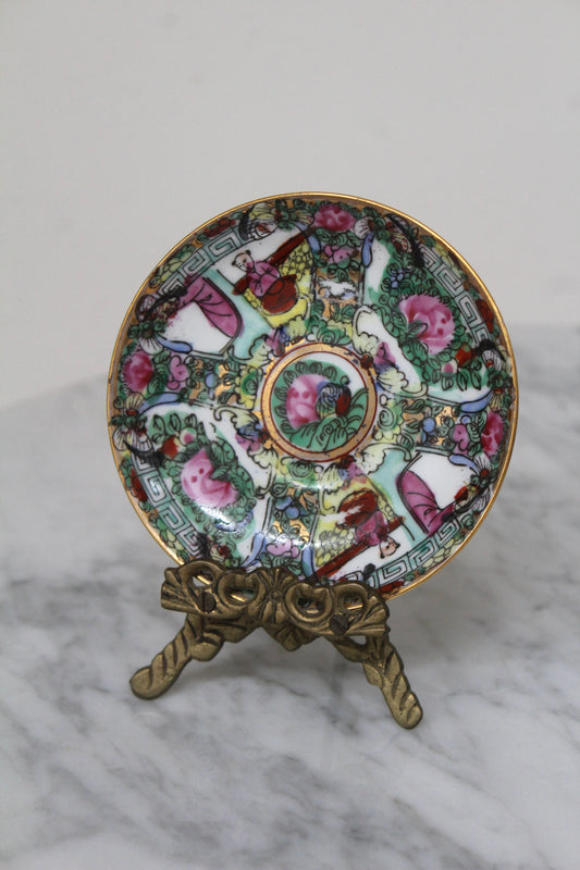 Rose Medallion Mini Plate w/ Stand