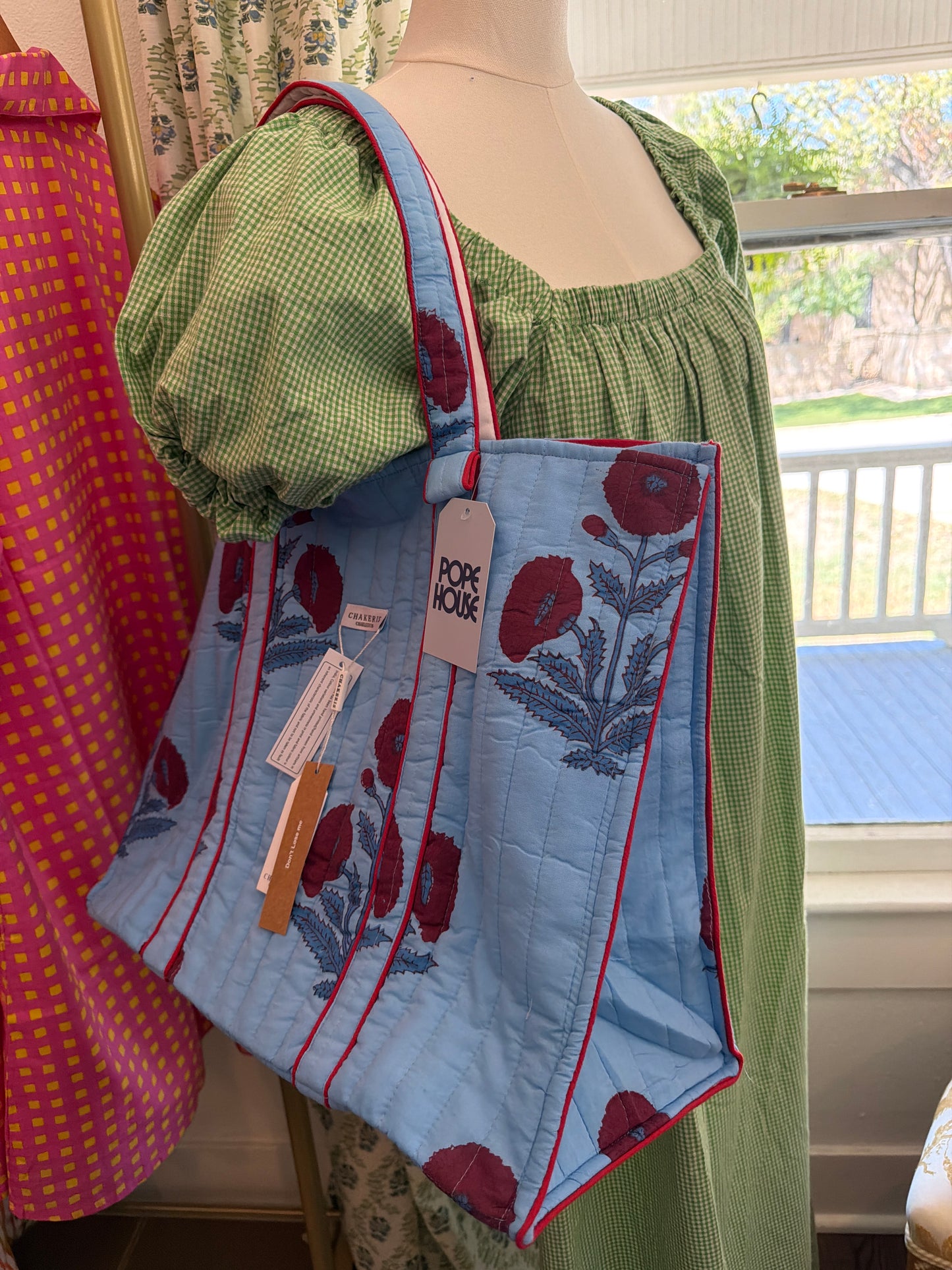 Milos Tote